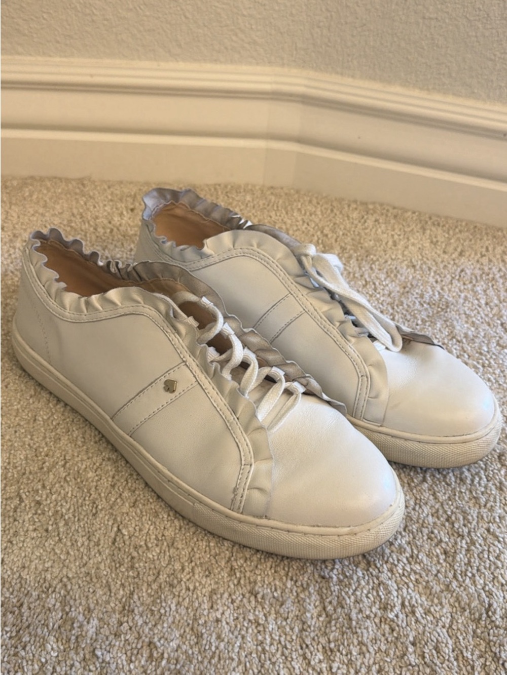 kate spade White Ruffle-Trim Leather Sneakers